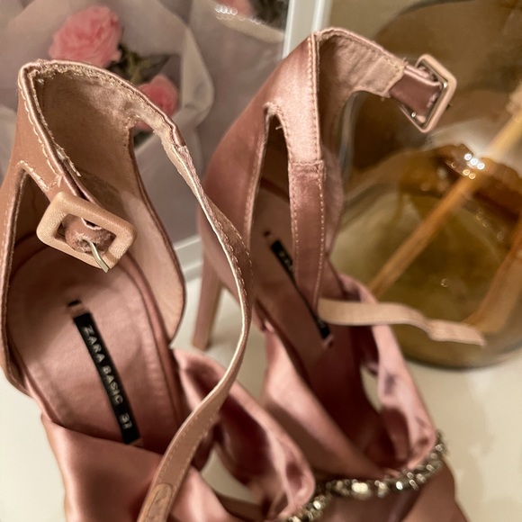 Zara satin shoes - Picture 11 of 12